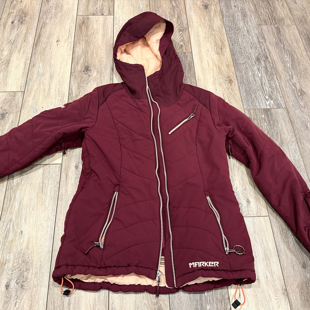 Marker ski Jacket. Burgundy. Women small. Recco technology. Excellent condition.